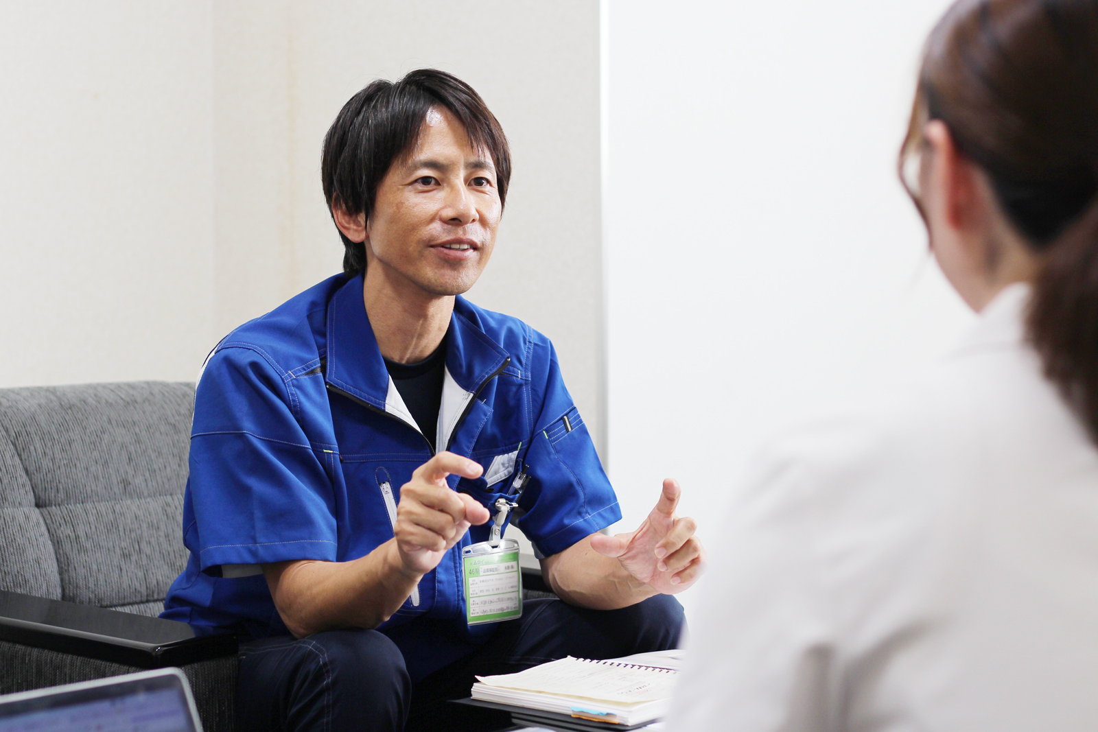 インタビューの様子
